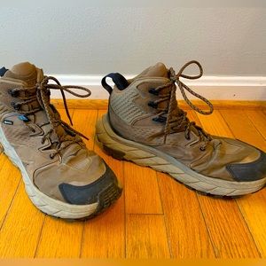 Hoka Sky Kaha Hiking Boots